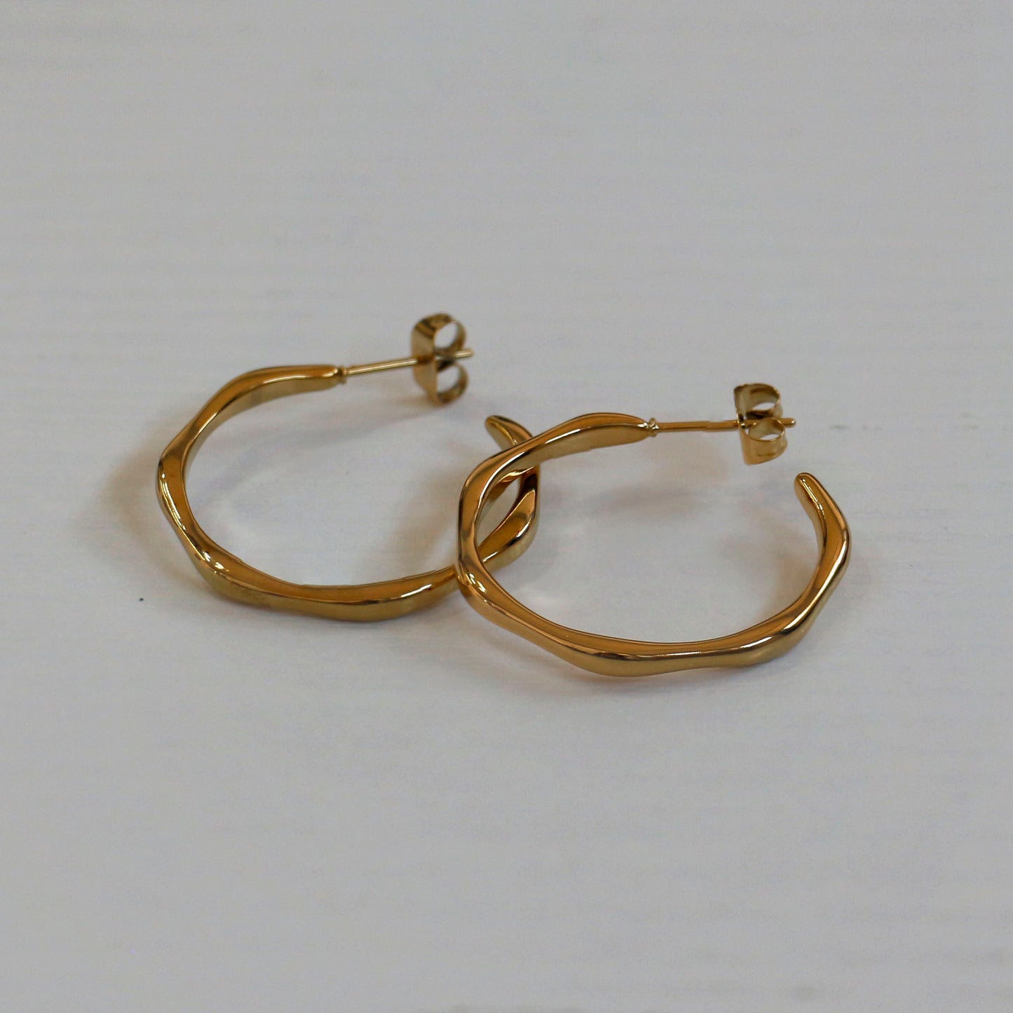 Rhea Hoops