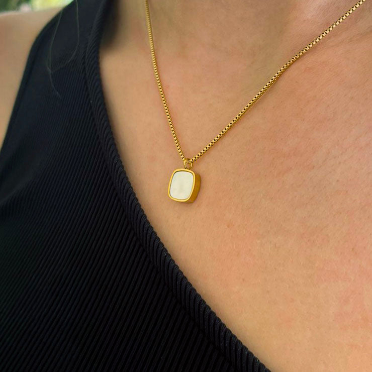 Lunar Pearl