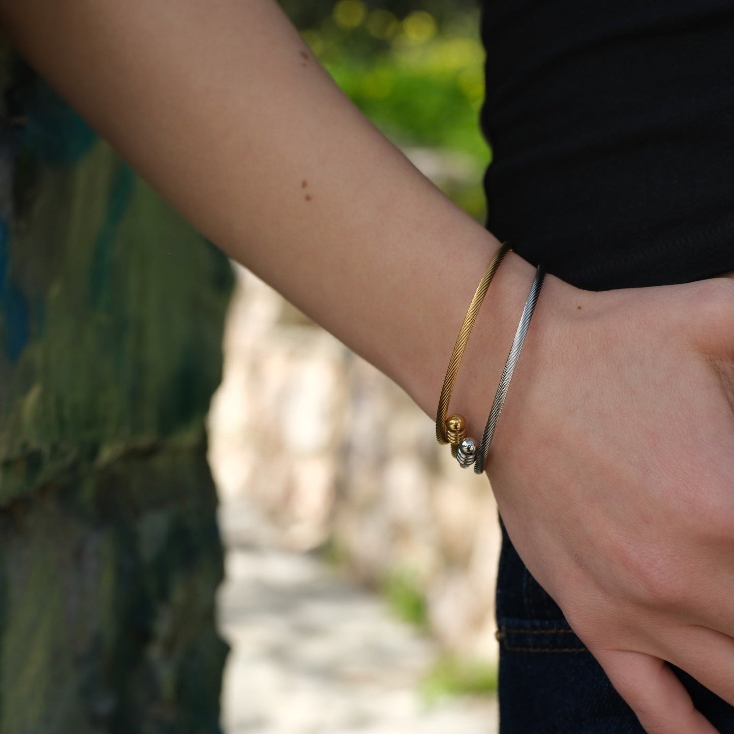 Χειροπέδα τύπου σύρμα